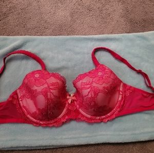 34DD bra